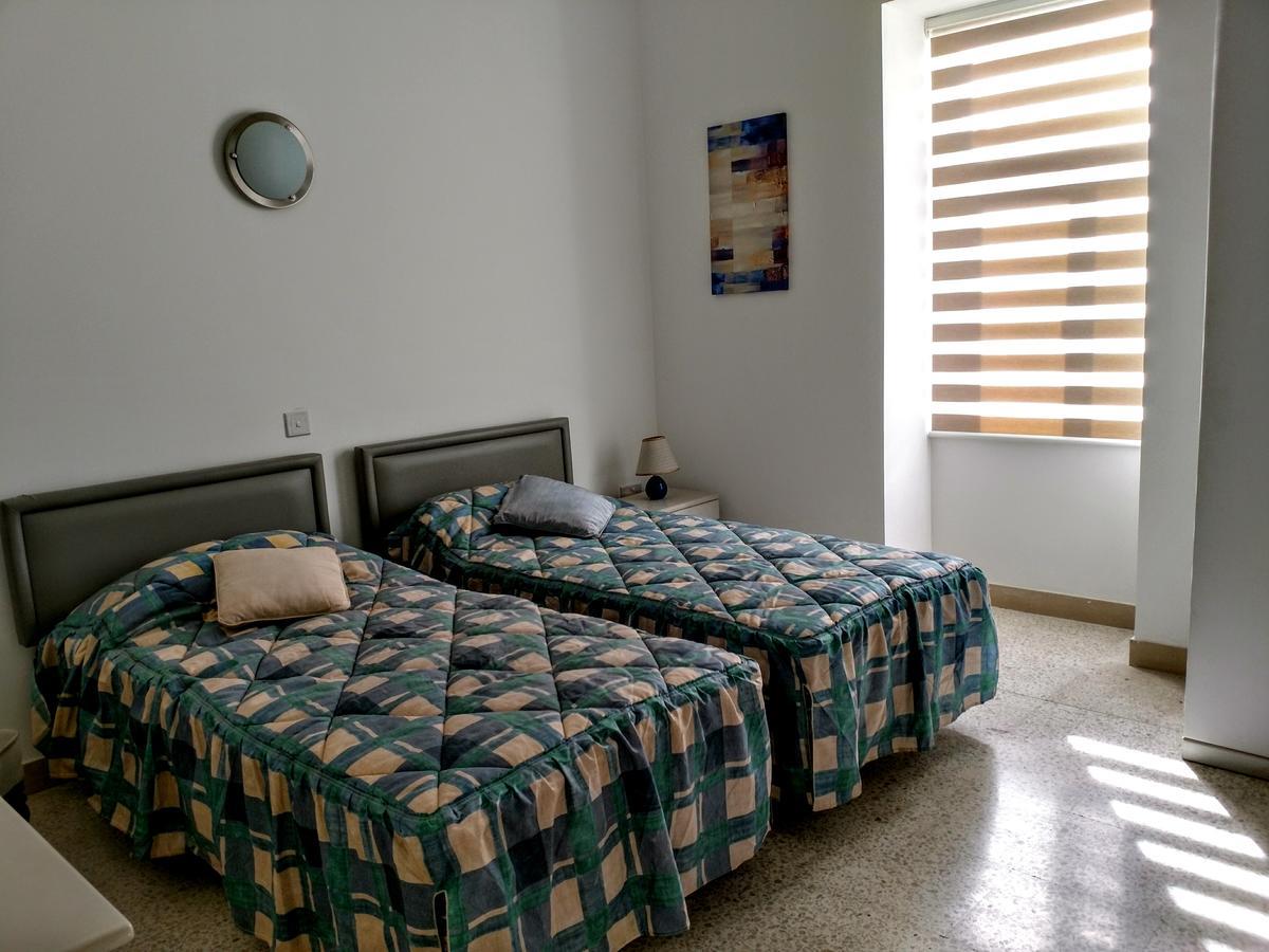 Charming Rooms With A Seaview สลีมา ภายนอก รูปภาพ